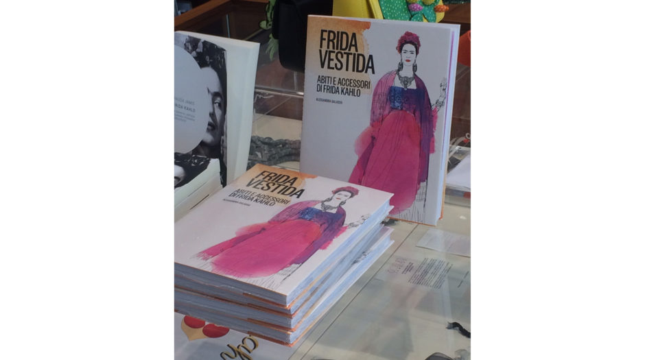 libro illustrato acquerello, Frida Kahlo, Frida Vestida, fashion watercolor illustration book,3